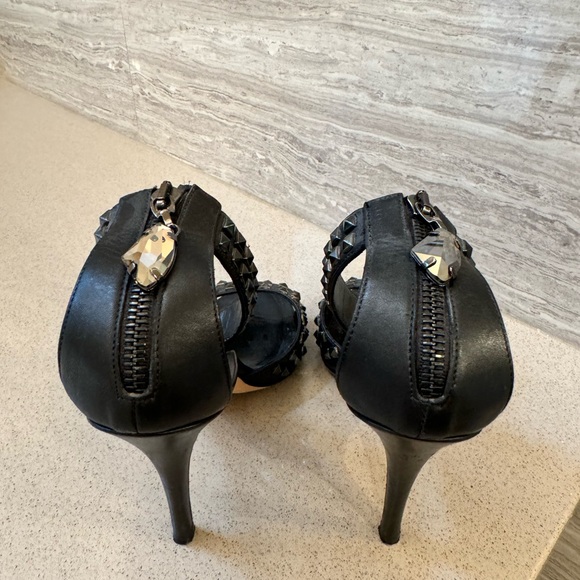 Studded Manolo Blahnik 8.5 US - Picture 4 of 5